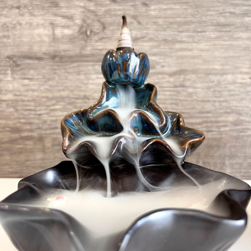 Thác khói trầm hương mini, xông nhà, decor trang trí