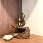 Bàn tay Hoa trắng