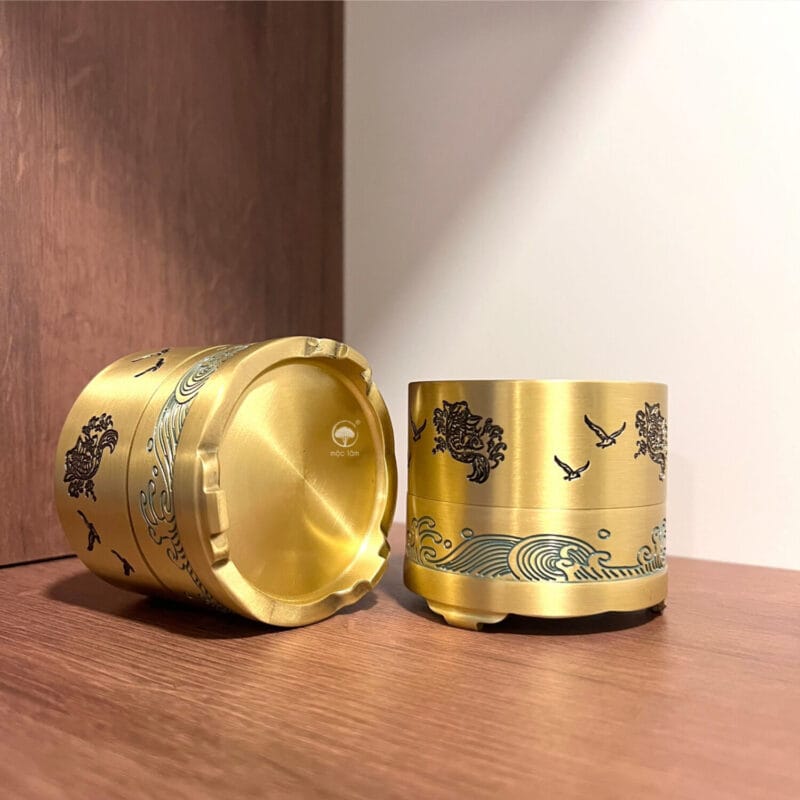Lư xông trầm bằng đồng nguyên khối họa tiết cá chép và vân mây, snag trọng - bền bỉ - đẳng cấp