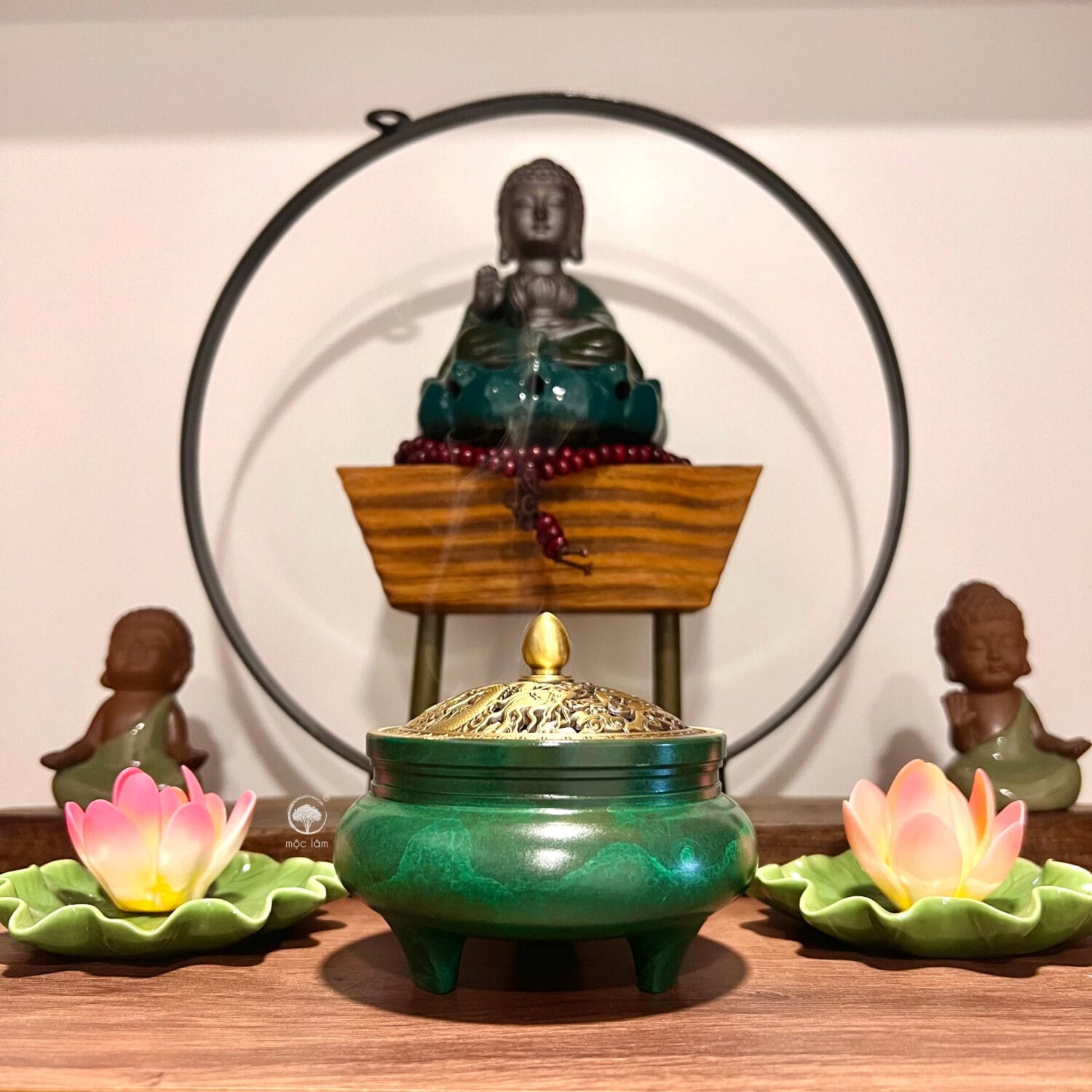 Lư Đồng Xông Trầm Hương sác Xanh Ngọc Lục Bảo sang trọng, hiệu ứng vân mây độc bản, phù hợp decor, phong thủy và quà tặng cao cấp Lư Đồng Xông Trầm Hương sác Xanh Ngọc Lục Bảo sang trọng, hiệu ứng vân mây độc bản, phù hợp decor, phong thủy và quà tặng cao cấp